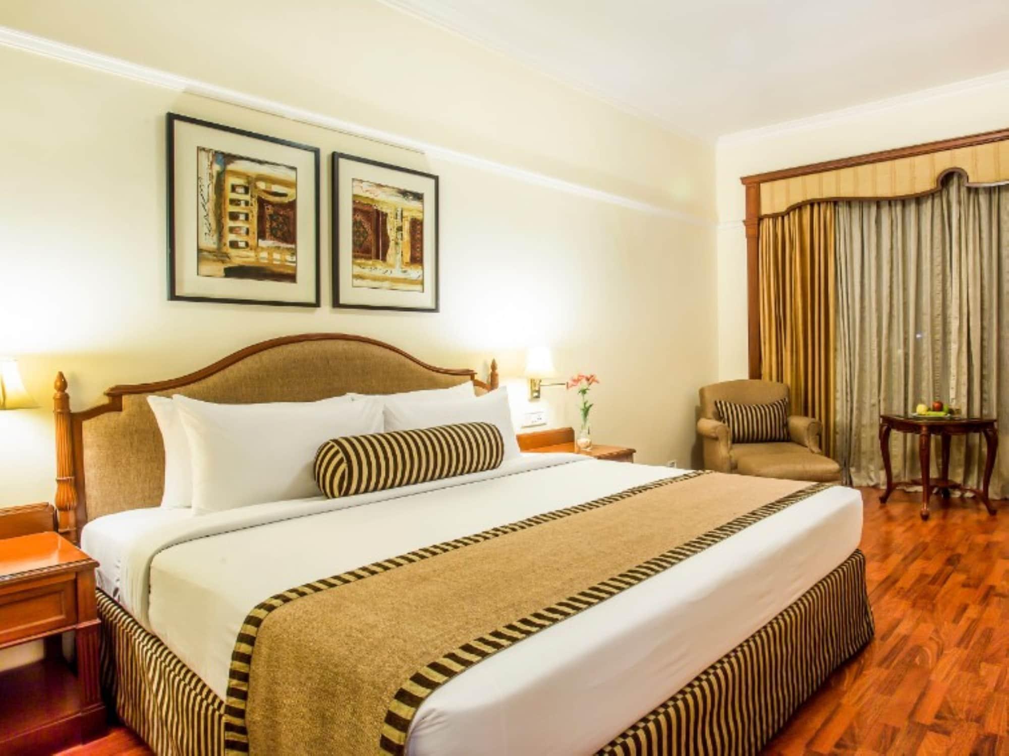 Taj Deccan Hyderabad Exterior photo