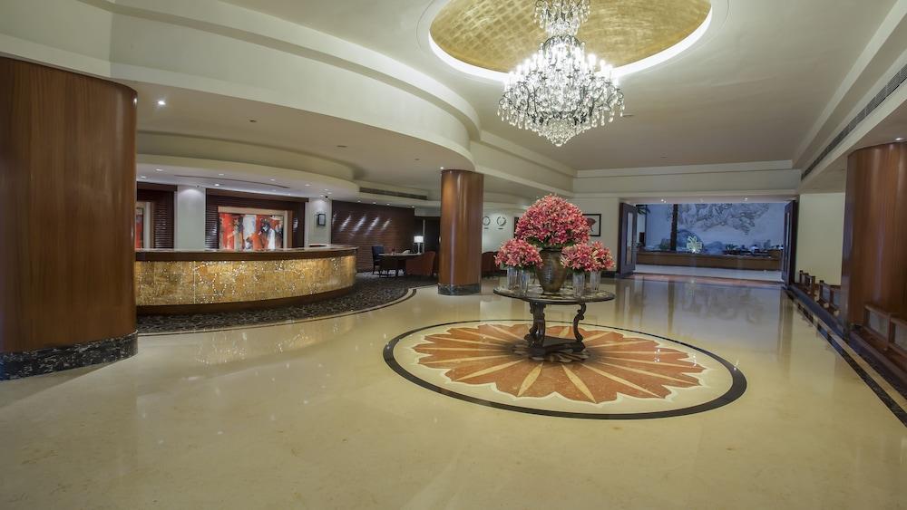Taj Deccan Hyderabad Exterior photo