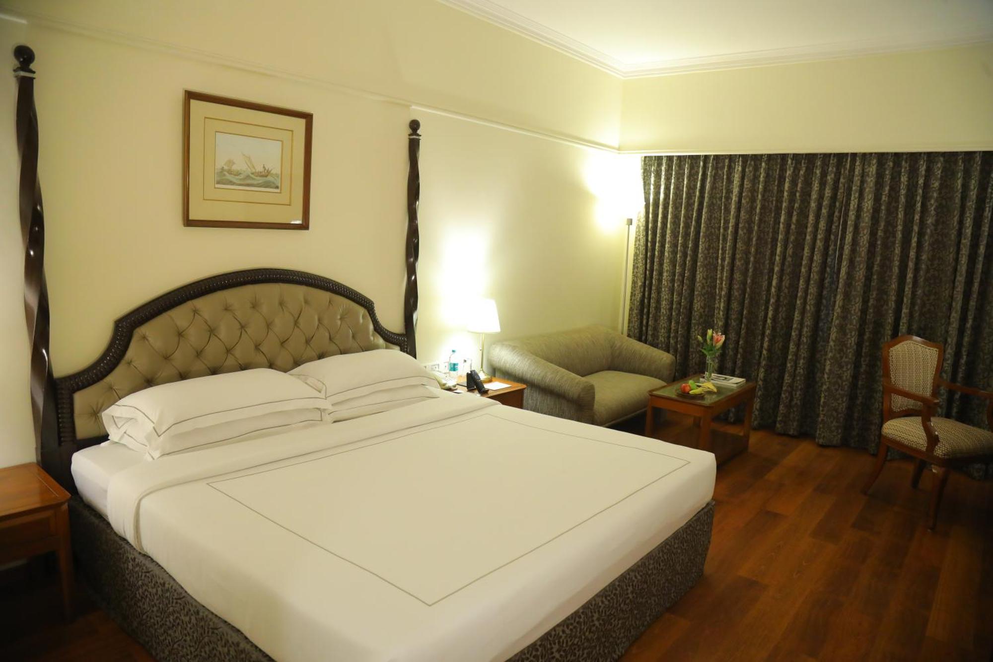 Taj Deccan Hyderabad Exterior photo
