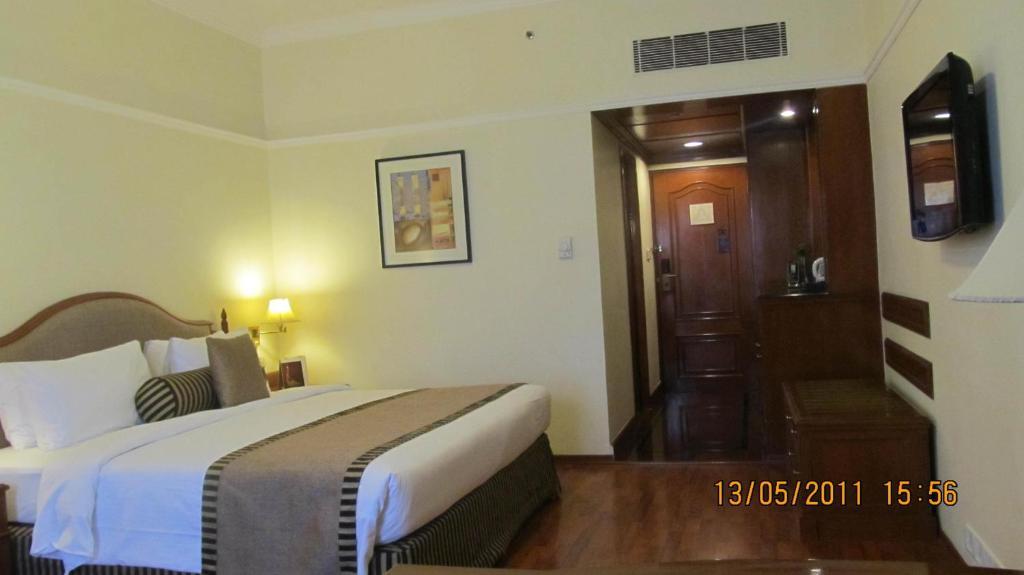 Taj Deccan Hyderabad Room photo