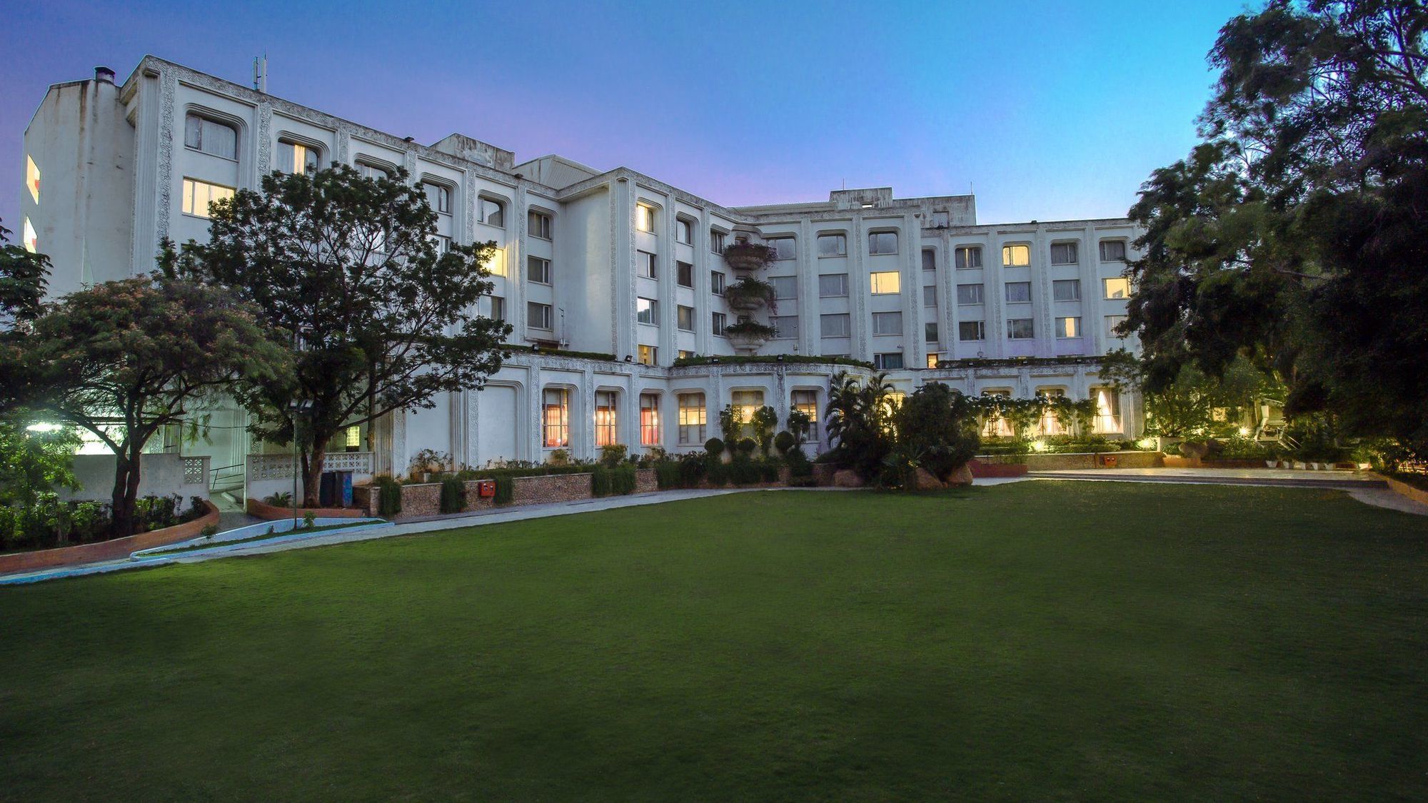 Taj Deccan Hyderabad Exterior photo