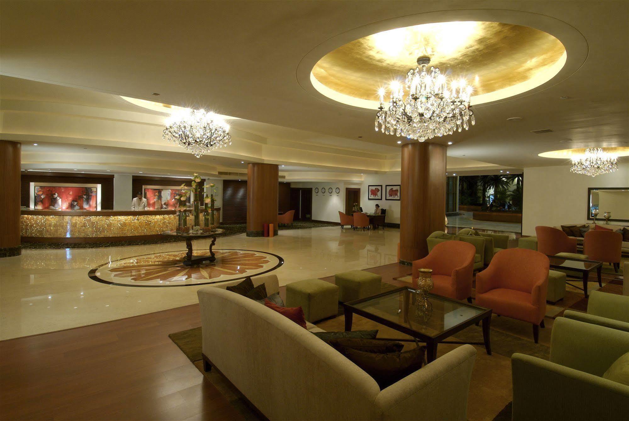 Taj Deccan Hyderabad Exterior photo