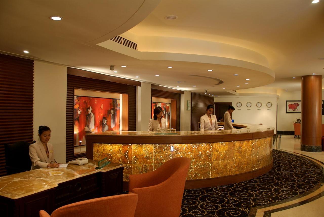Taj Deccan Hyderabad Exterior photo